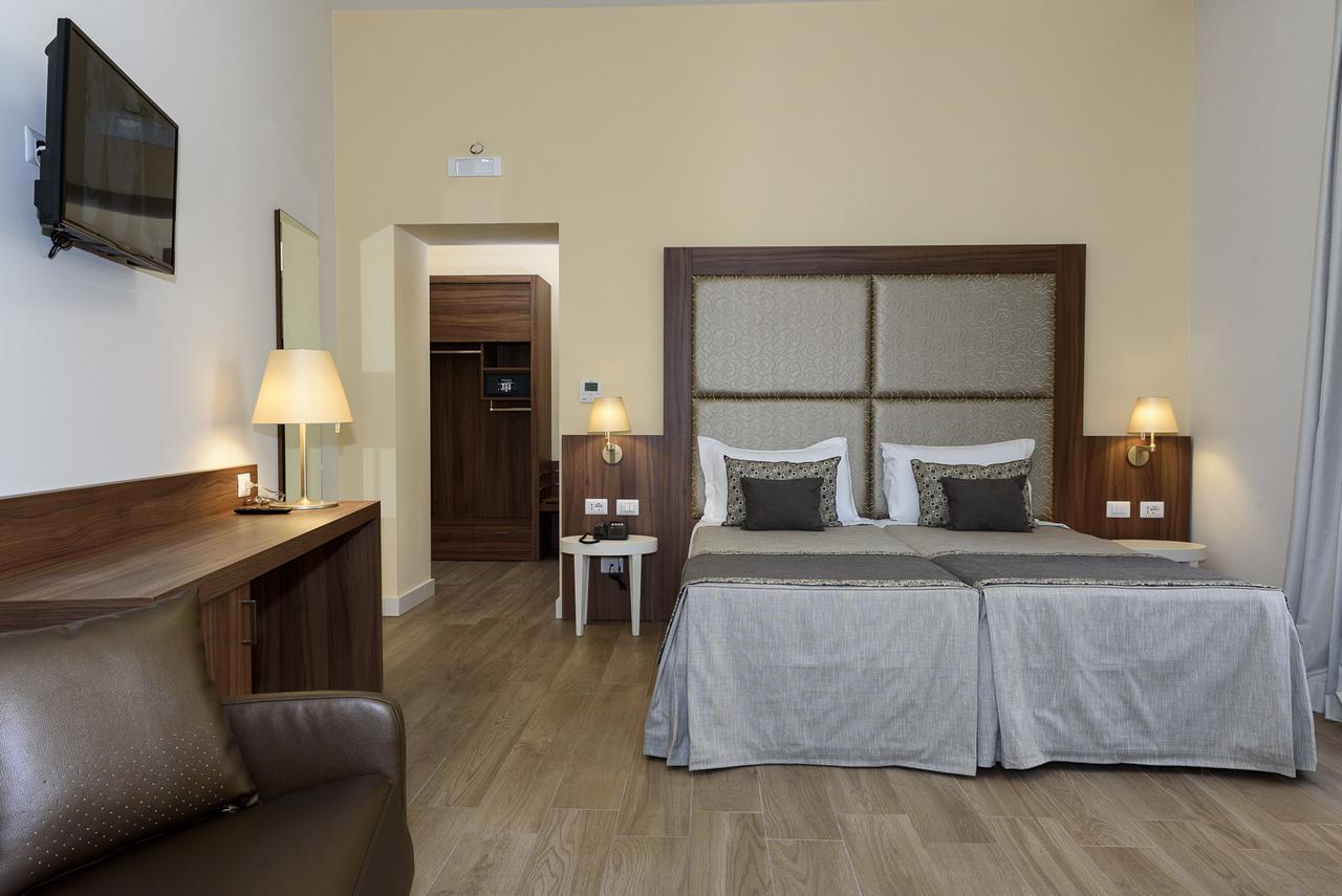 Navona Luxury Guesthouse Rom Exteriör bild