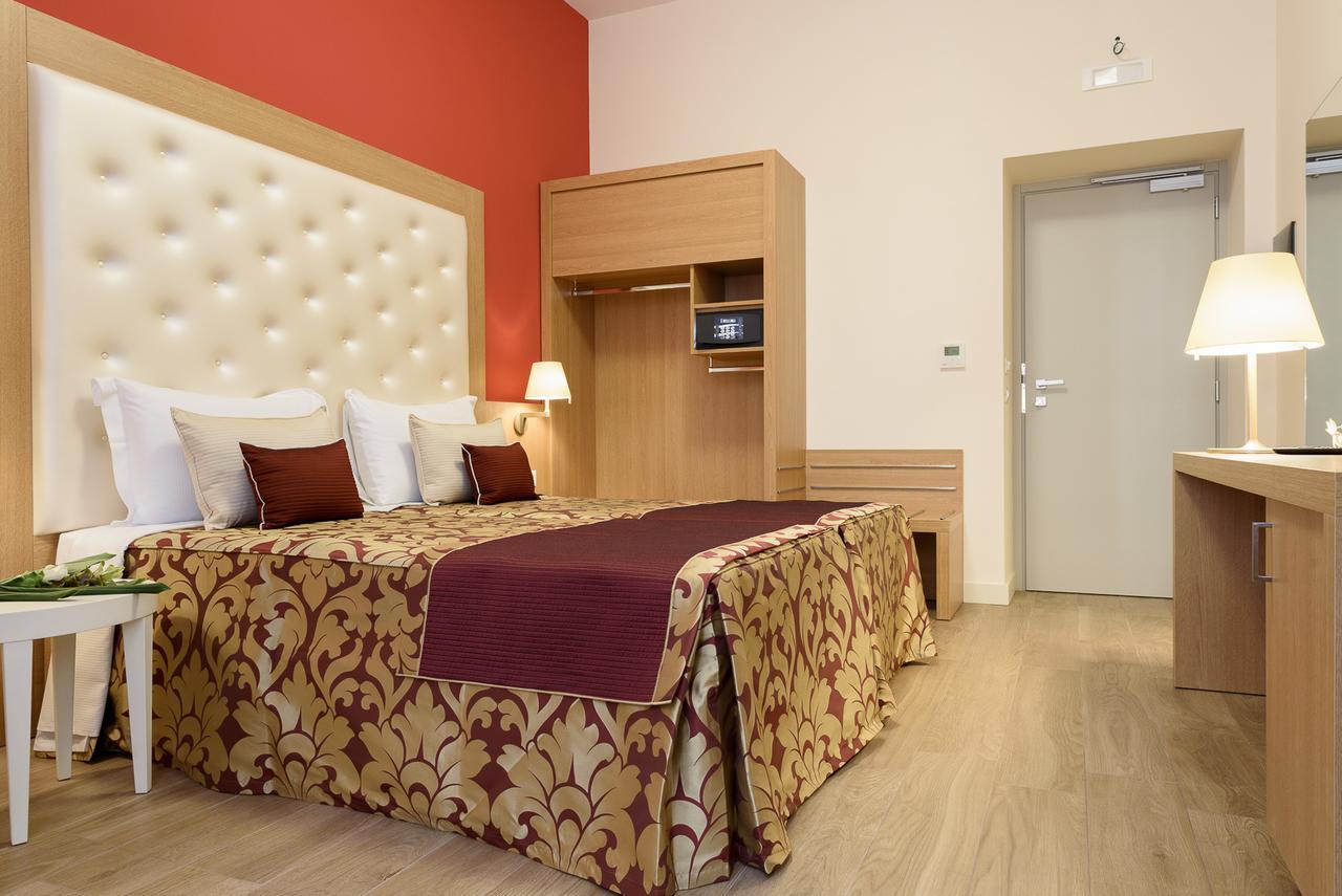 Navona Luxury Guesthouse Rom Exteriör bild
